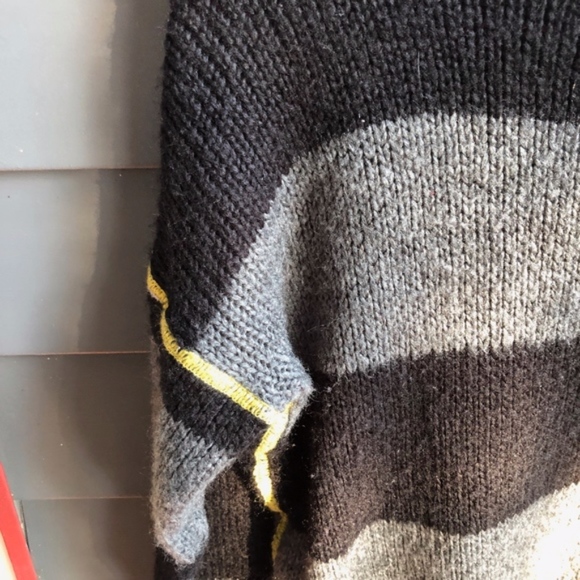 REWIND black and gray scoop neck sweater S - Picture 4 of 6